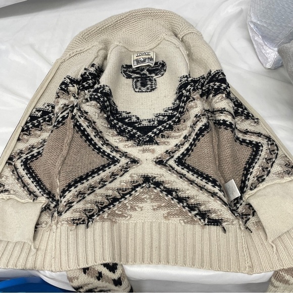 Tina knitted zip up wool sweater - Picture 7 of 16